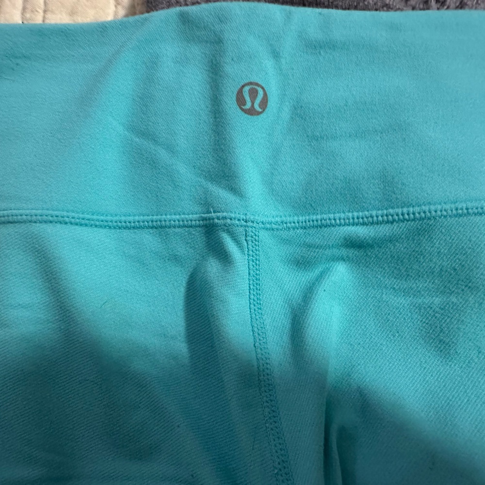 Lululemon Athletica Aqua Leggings - Picture 4 of 4